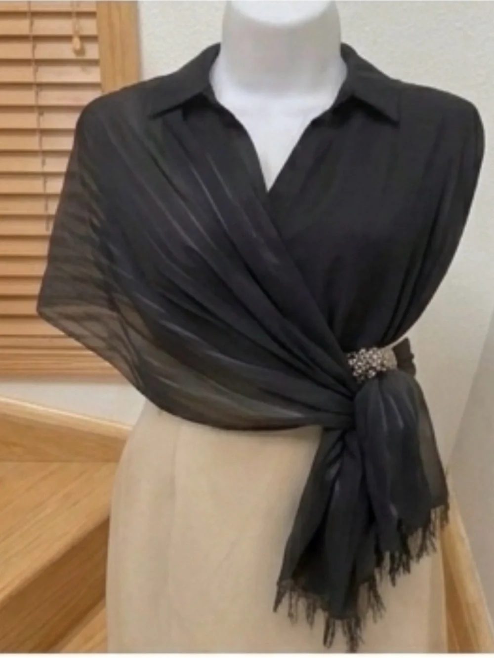 VTG Black Metallic Accent Thread Sheer Striped Lightweight Evening Scarf